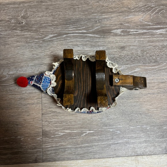 Handmade Wooden Turtle Pin Cushion Sewing Tool Fabric Patchwork Blue Red - Picture 4 of 10